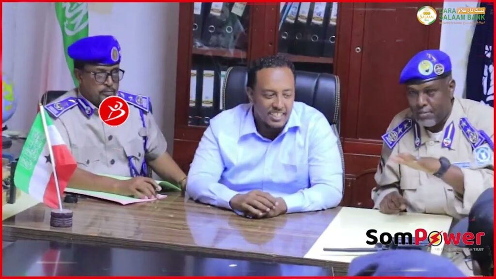 Badhsabka saxil oo xilki ukala tiriyay taliyaha cusub e qaybta booliska saaxil &taliyihi la bedelay