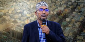 Ganacsatadeena Waxa Aad Mooda ‘ Iney Dhulkeena Maal Galineyn