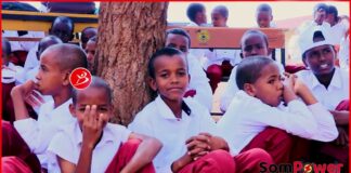 Waxaan Idinku Dhiiri Galinayaa In Aad Aqoontiina Dhameysataan